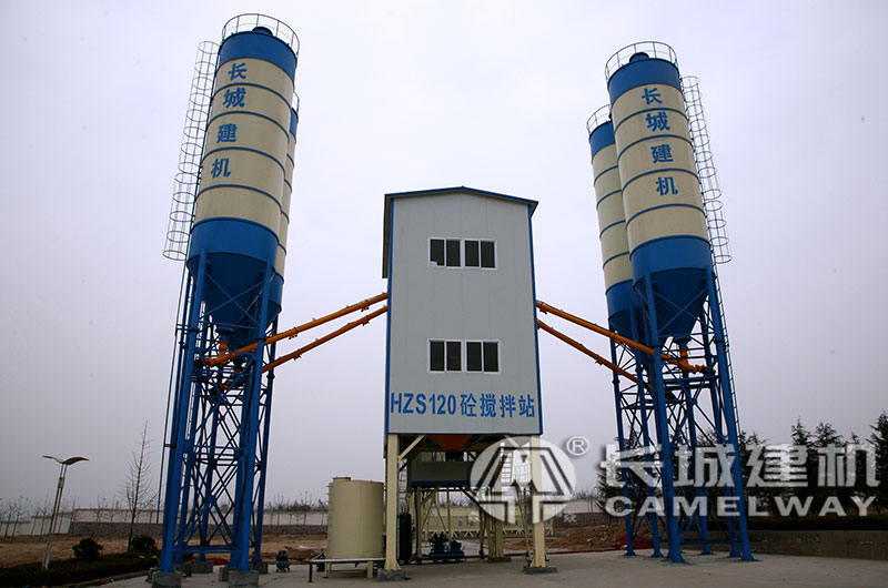   JS2000混凝土攪拌主機現場，單次出料兩方