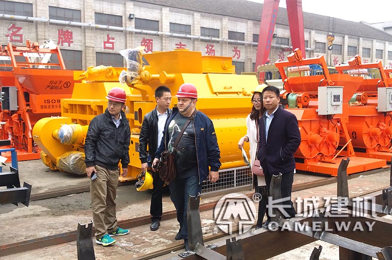 長城建機生產的不同型號的水穩料拌和機